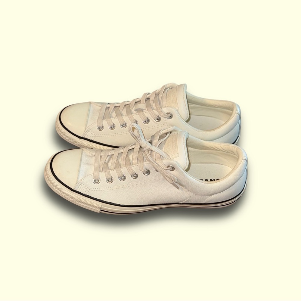 Brand new Mens Converse lows size 12 *no box*
